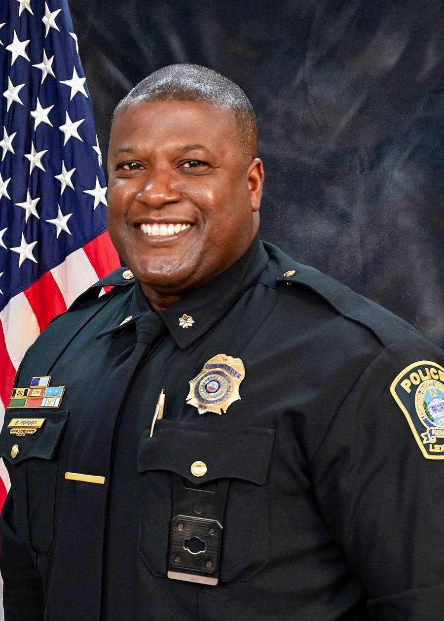 Commander Donnell Gordon